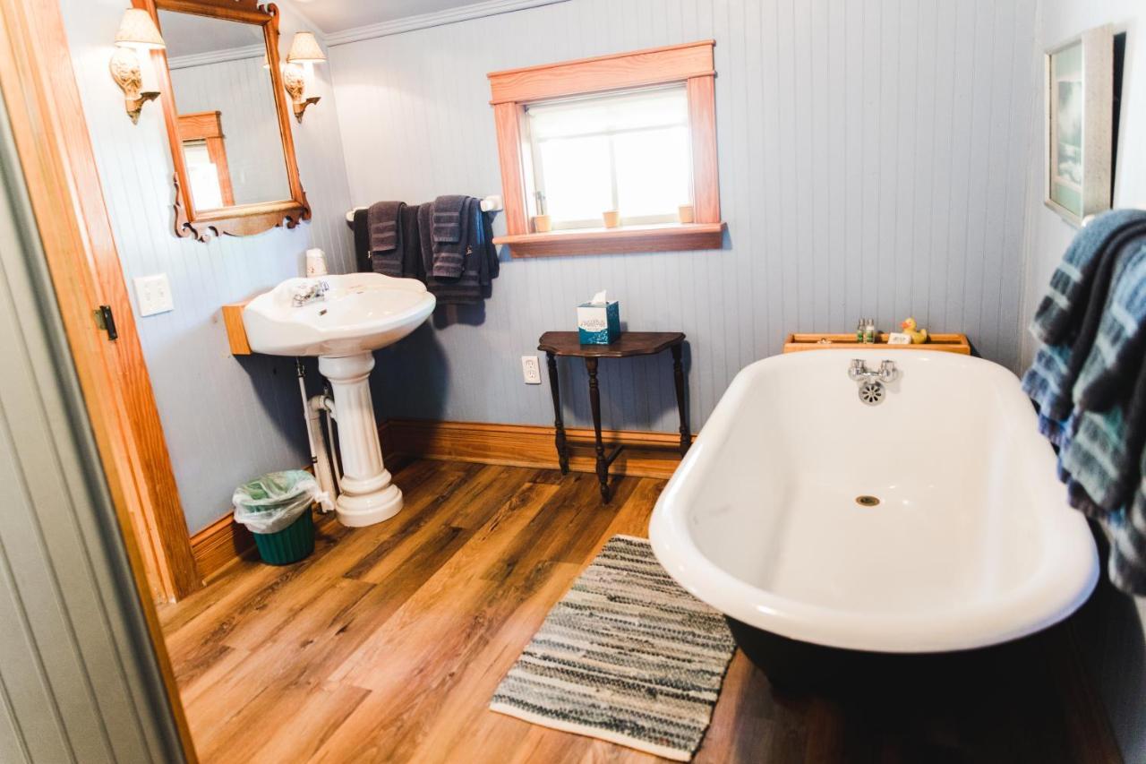 Roanoke Island Inn Мантео Екстер'єр фото